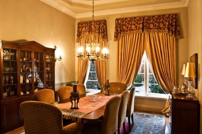Custom-Made Curtains & Drapes Sydney