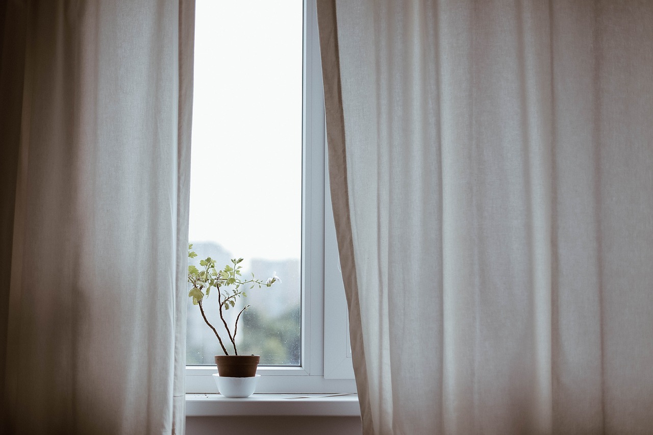 1.jpg Are Motorised Blinds and Curtains Energy Efficient?, Guildford<br/>Are Curtains and Blinds with Motorization Energy-Efficient?, Guildford <br/>Are Energy-Efficient Motorized Curtains and Blinds?, Guildford